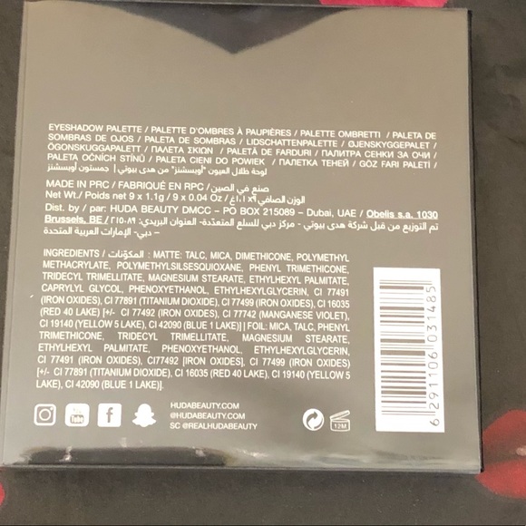 HUDA BEAUTY Mauve Obsessions Eyeshadow Palette NIB - Picture 7 of 8
